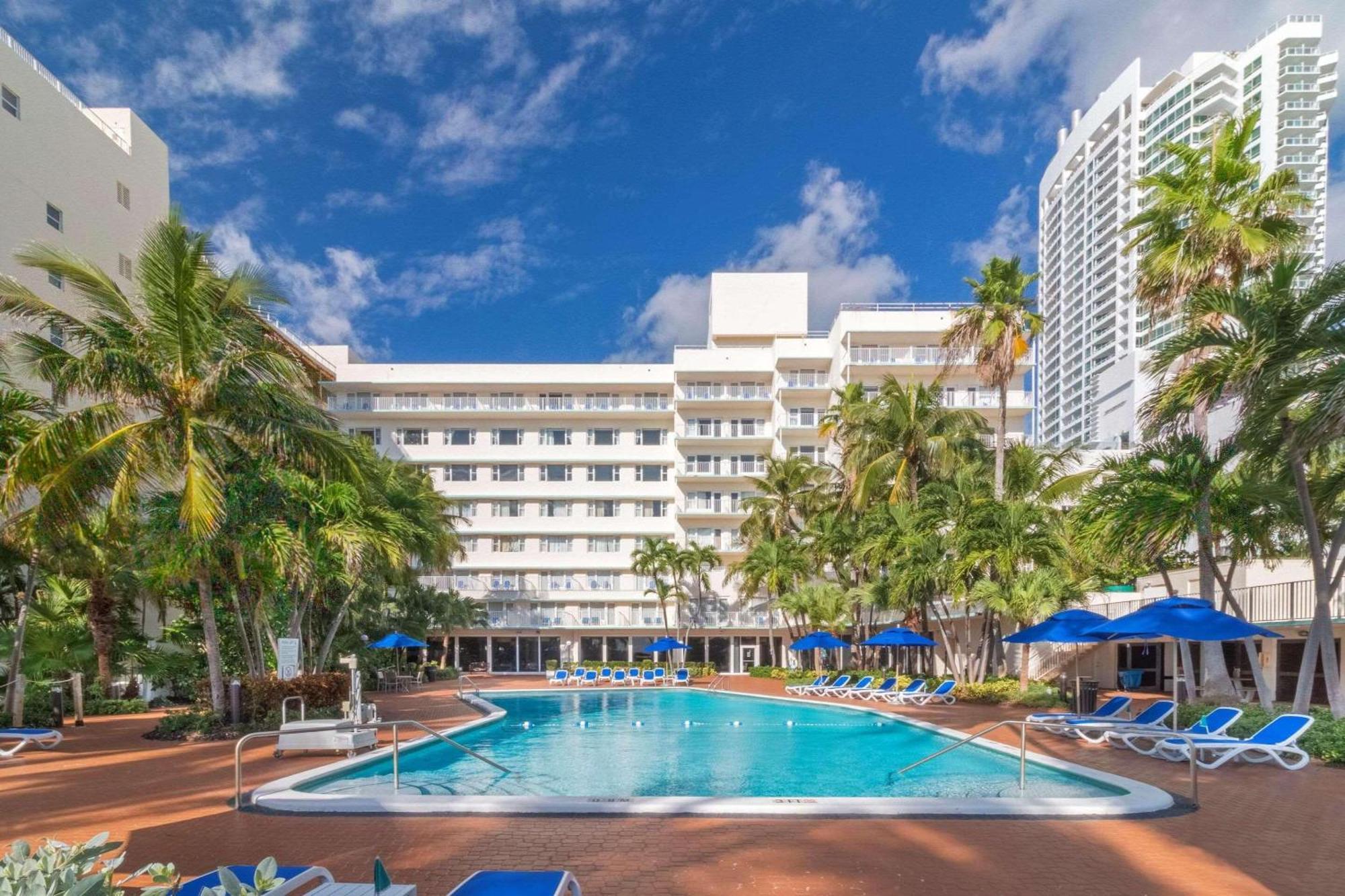 Radisson Resort מיאמי ביץ' מראה חיצוני תמונה